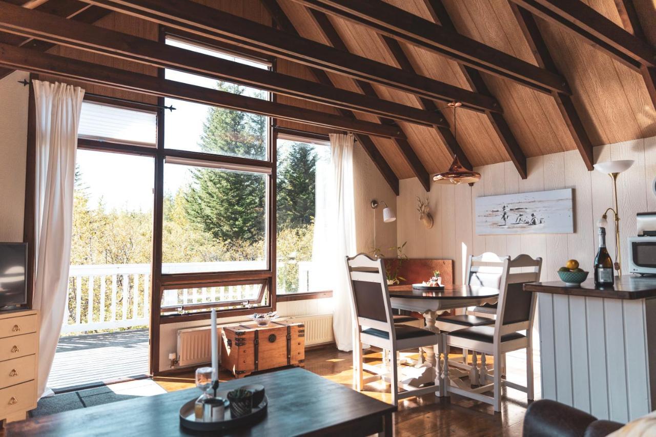 Bjoerk - A Cozy Hilltop Cottage - Great Location! Blaskogabyggd Extérieur photo