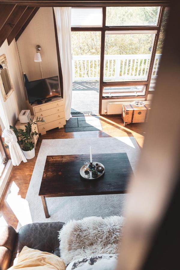 Bjoerk - A Cozy Hilltop Cottage - Great Location! Blaskogabyggd Extérieur photo