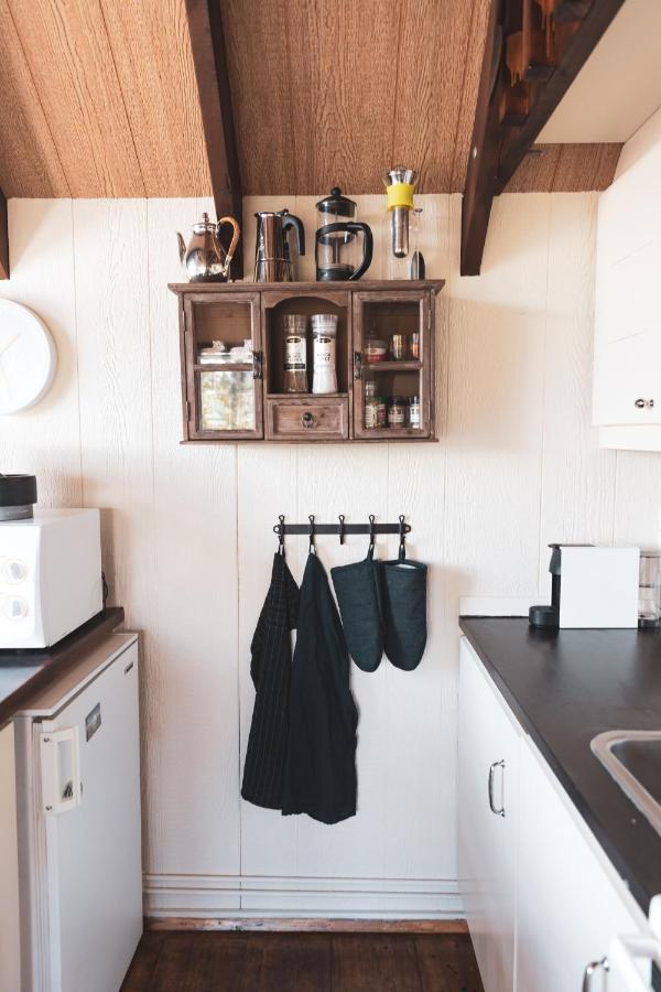Bjoerk - A Cozy Hilltop Cottage - Great Location! Blaskogabyggd Extérieur photo